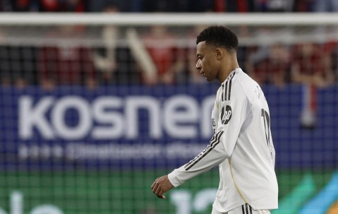 Kaiyun开云体育-记者：姆巴佩、卡雷拉斯预计随队前往曼彻斯特，阿森西奥出战存疑