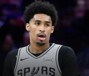 马刺官方：迪伦-哈珀因左手拇指伤势缺席对阵掘金剩余比赛